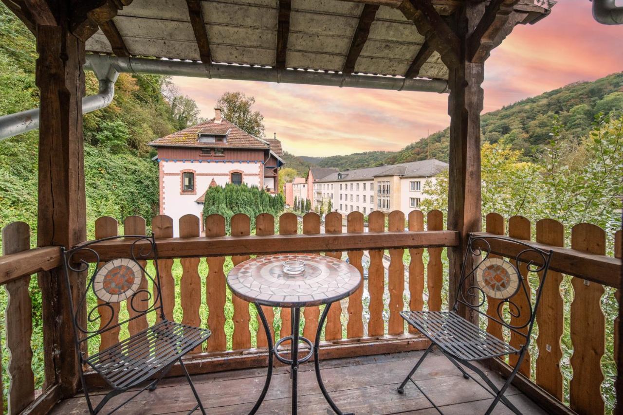 Bismarck Apt Mit Schoenem Balkon Bad Ems Bagian luar foto