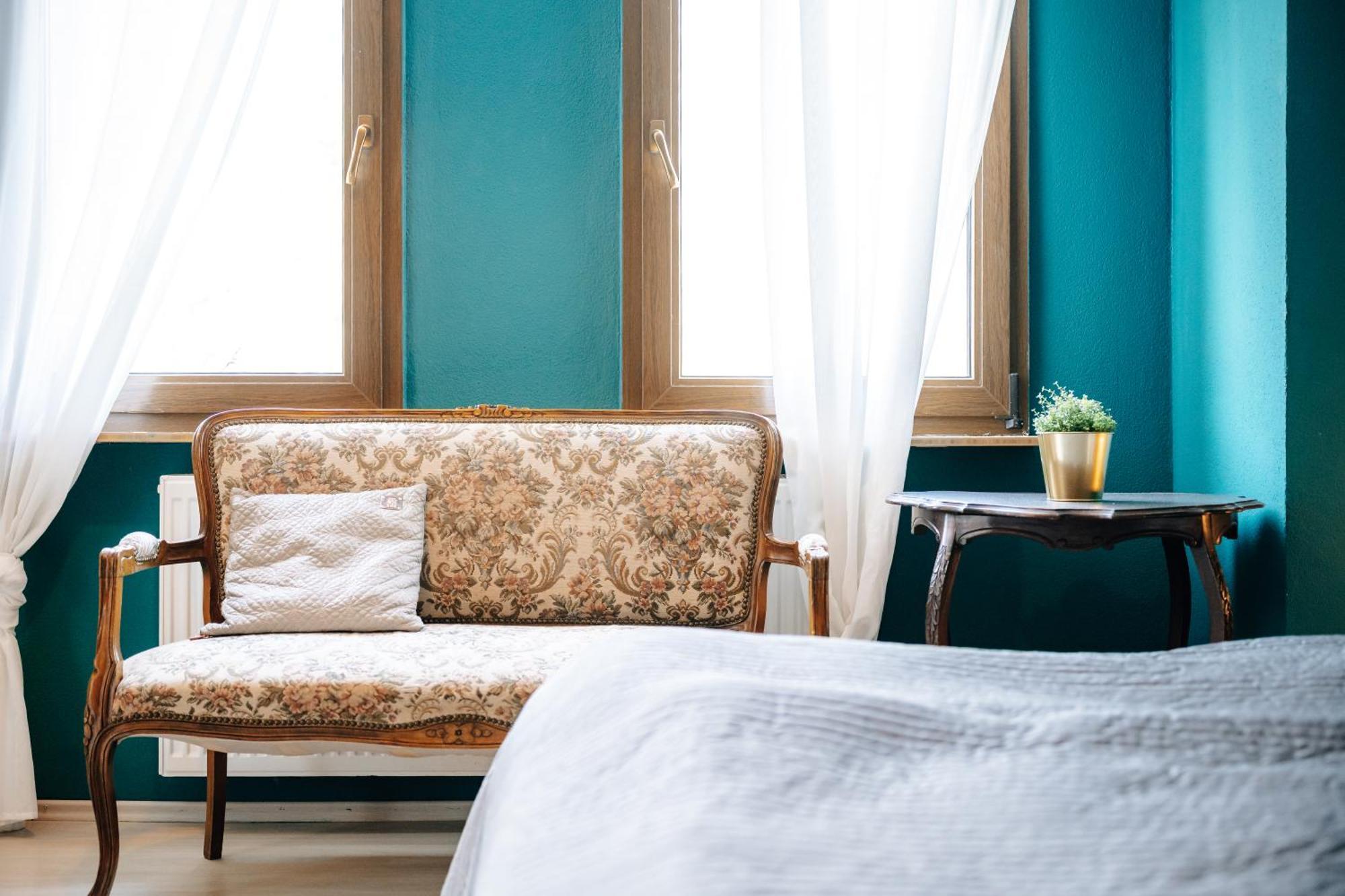 Bismarck Apt Mit Schoenem Balkon Bad Ems Bagian luar foto