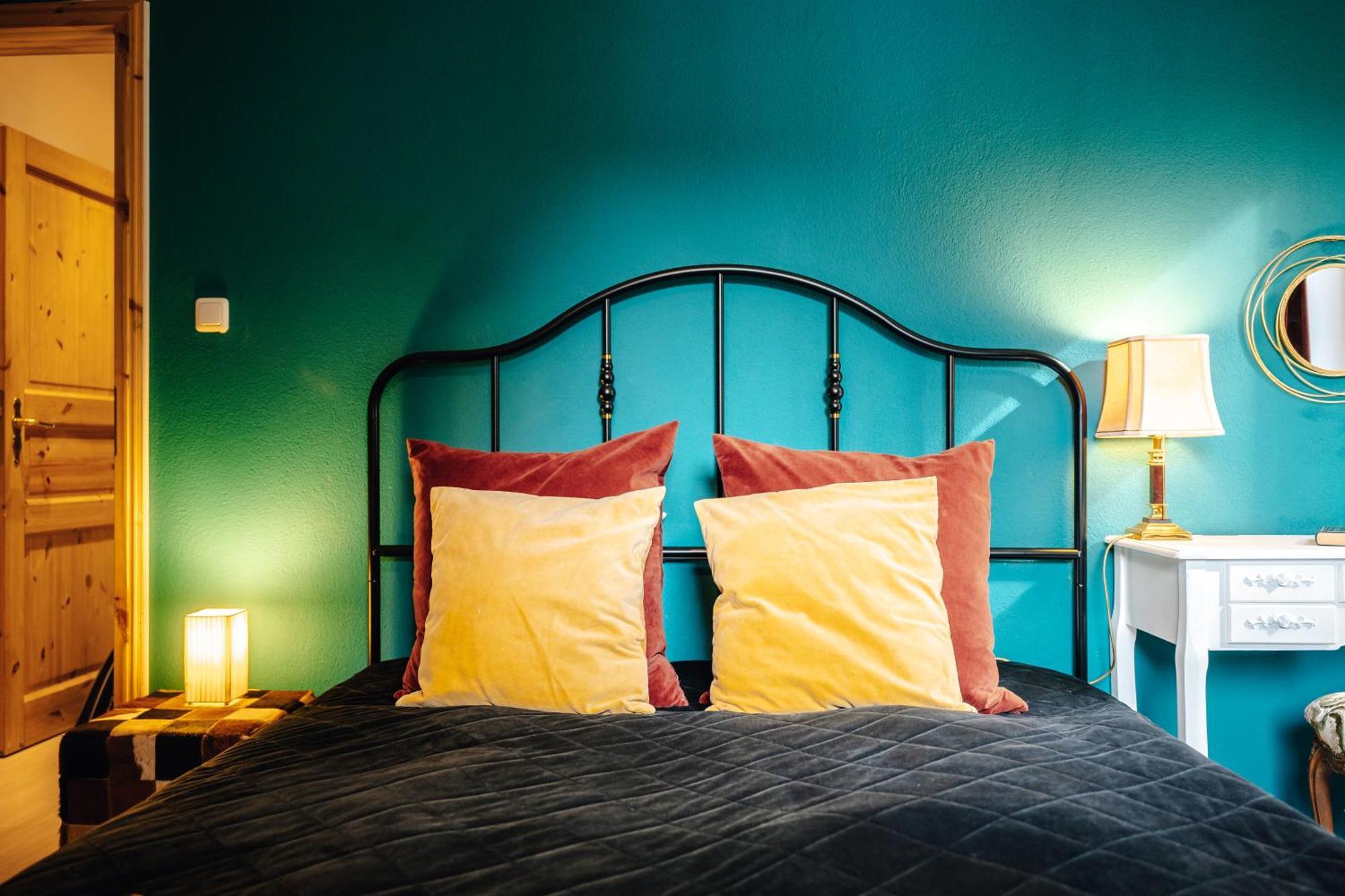 Bismarck Apt Mit Schoenem Balkon Bad Ems Bagian luar foto